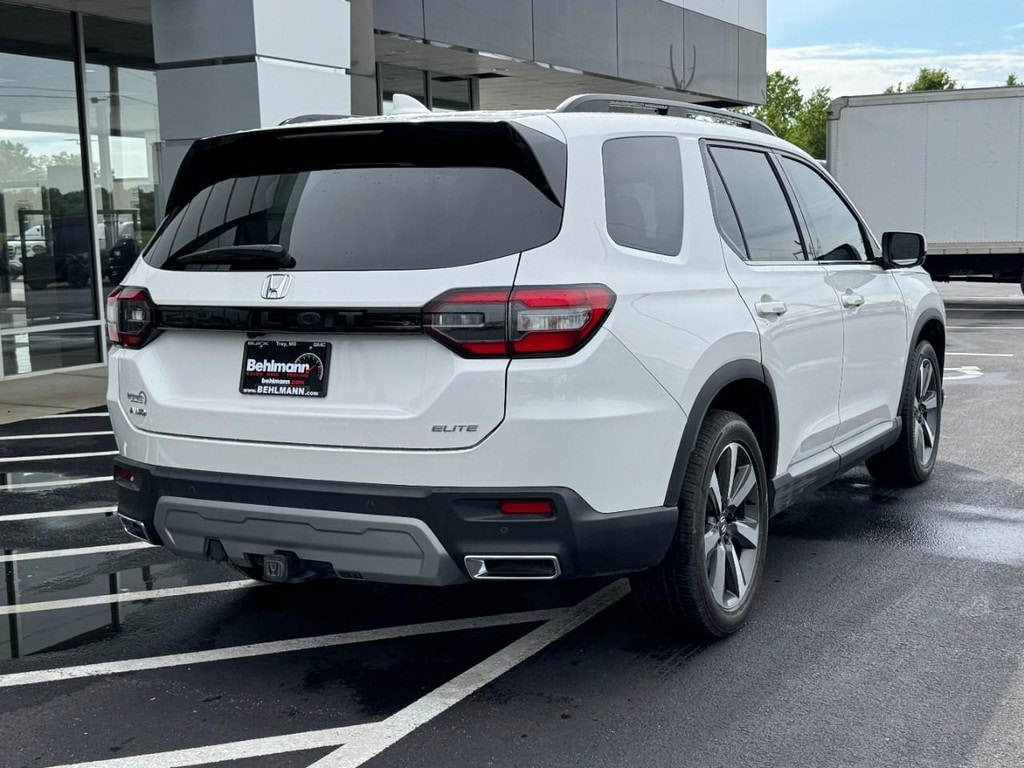 Used 2025 Honda Pilot Elite SUV