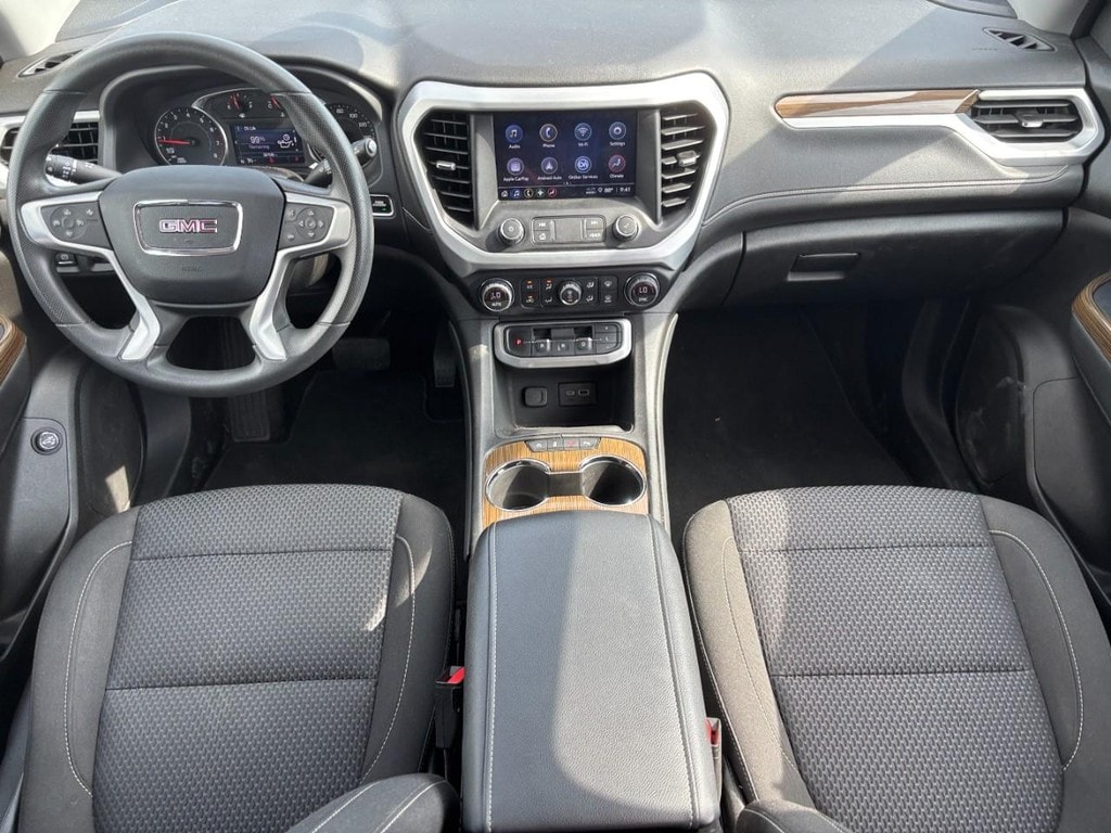 2023 GMC Acadia SLE - Photo 15