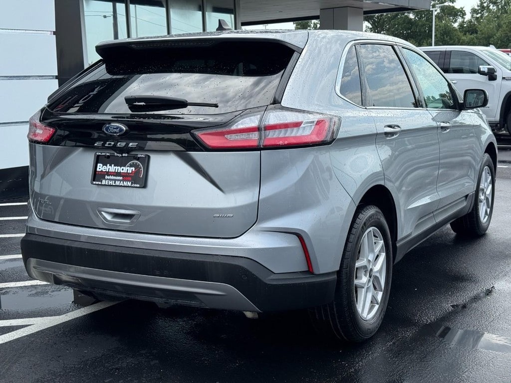 Used 2024 Ford Edge SUV