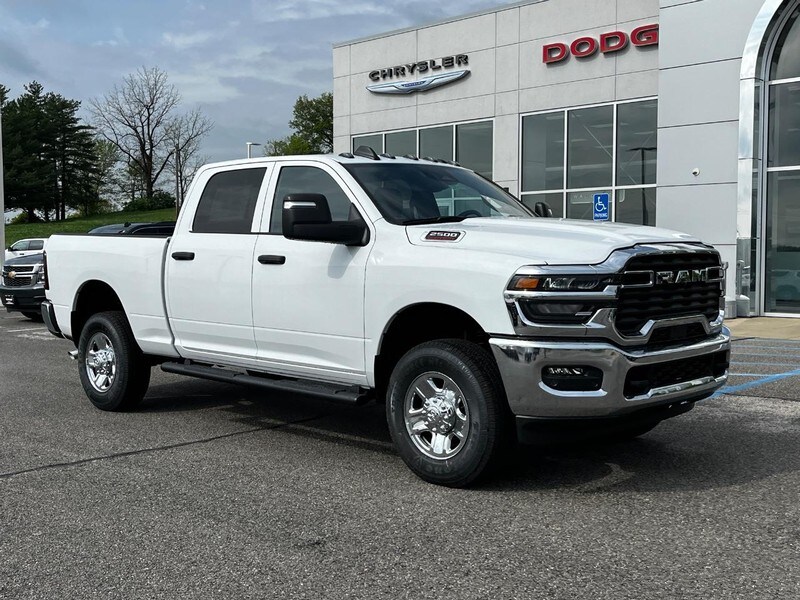 2025 Ram 2500 Tradesman photo 2