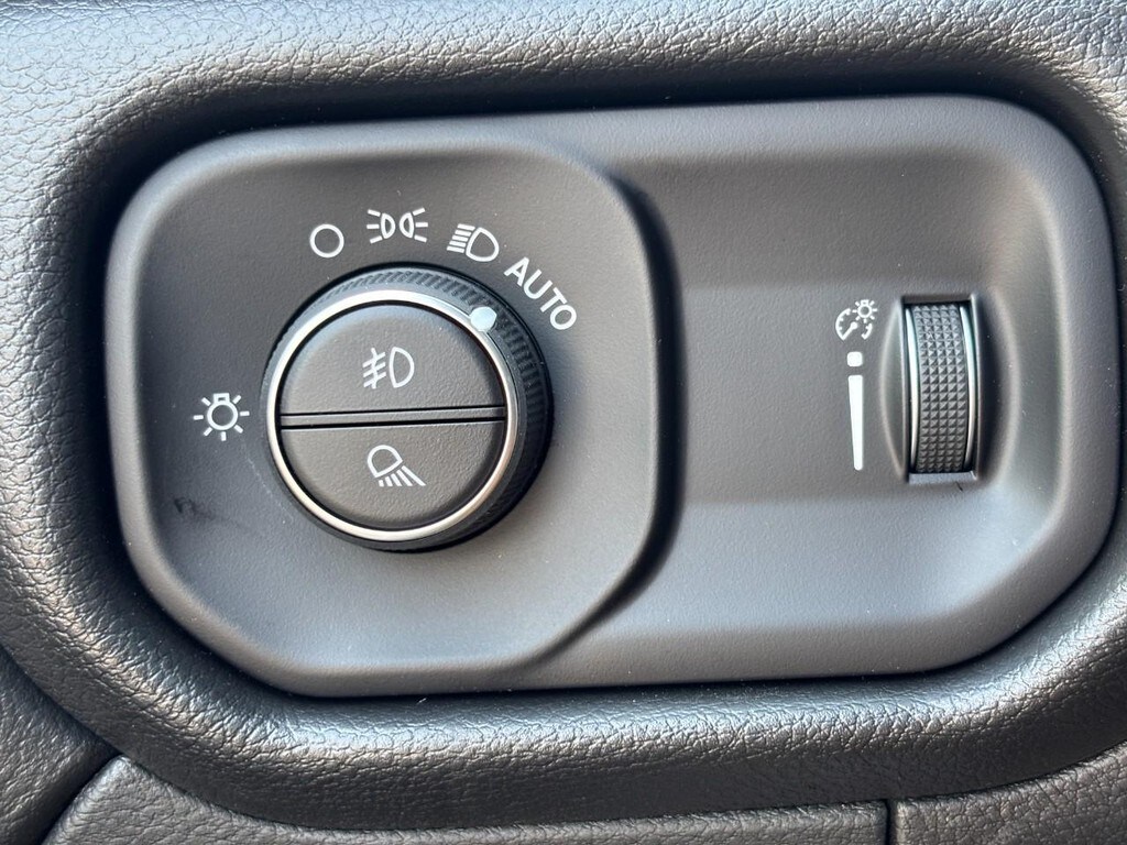 2026 RAM 2500 Tradesman - Photo 15