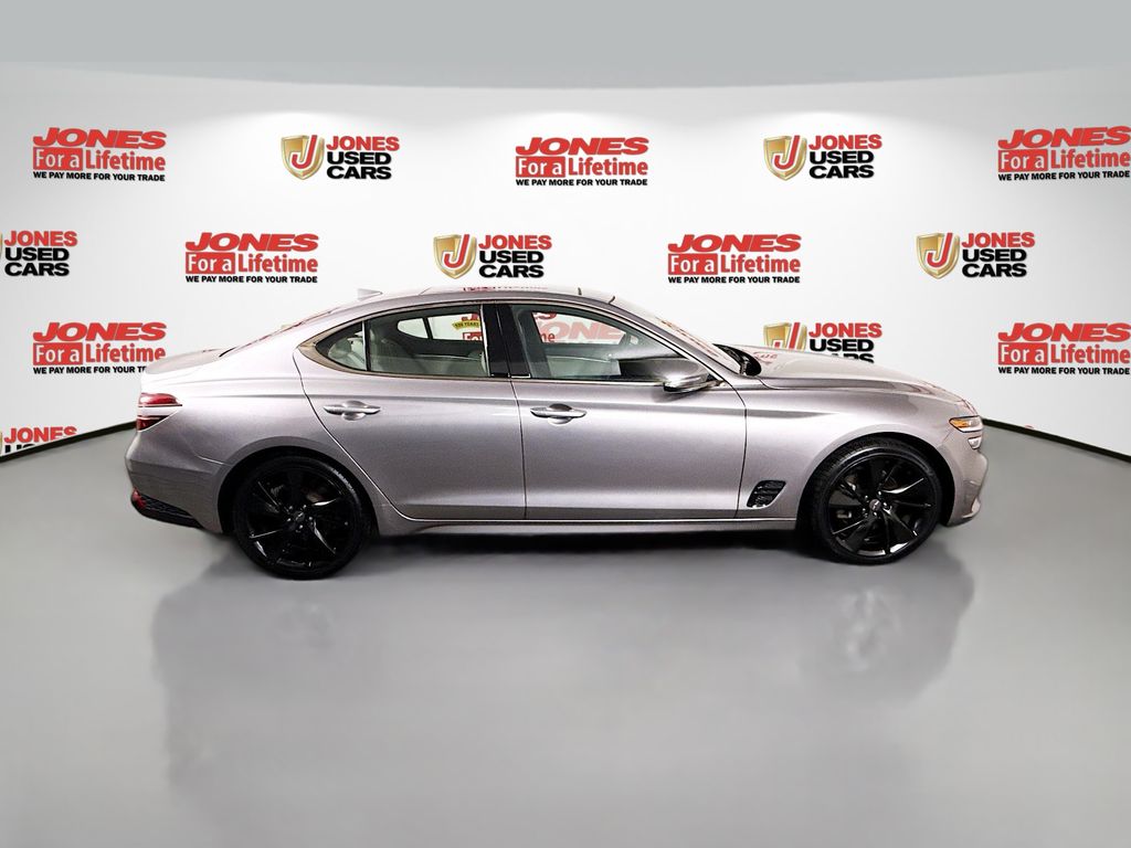 2023 GENESIS G70 Standard - Photo 18