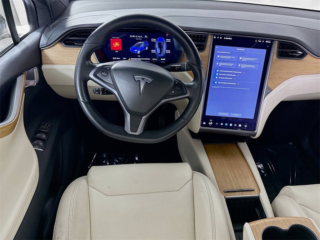 2020 Tesla Model X Long Range photo 3