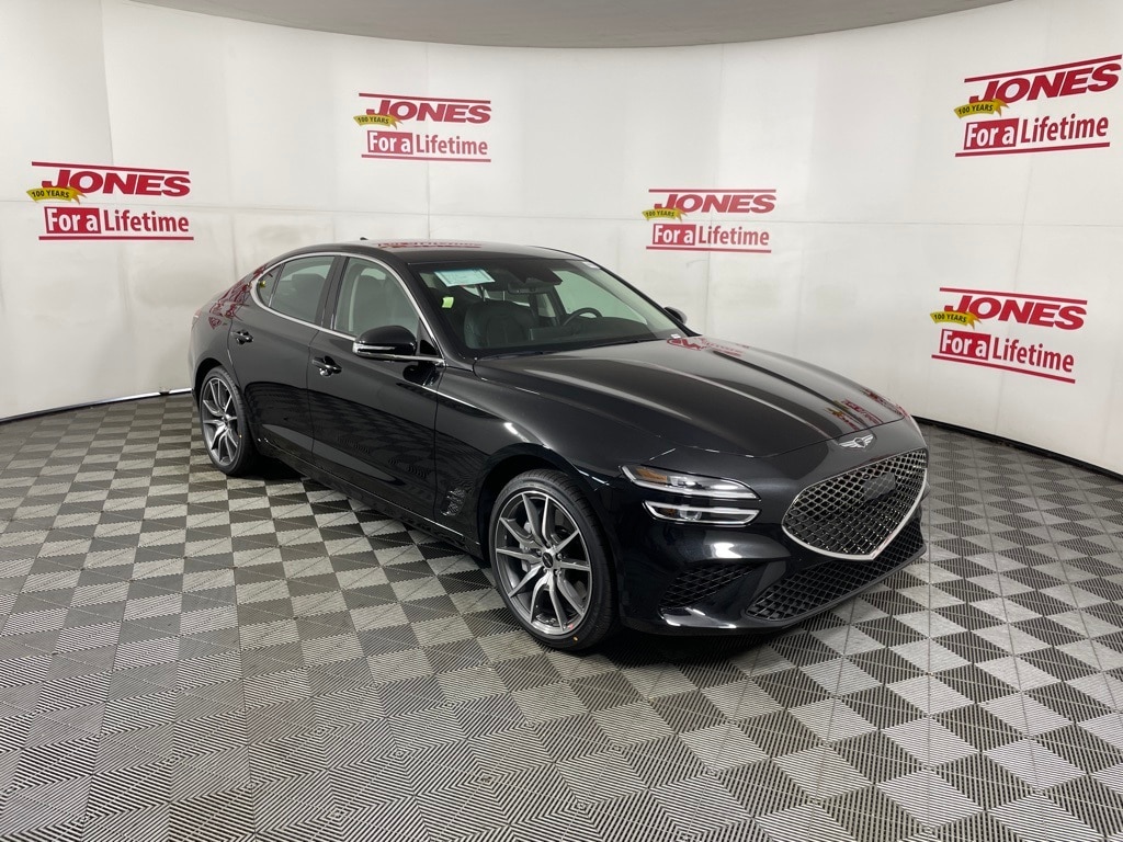 2026 GENESIS G70 Standard's photo