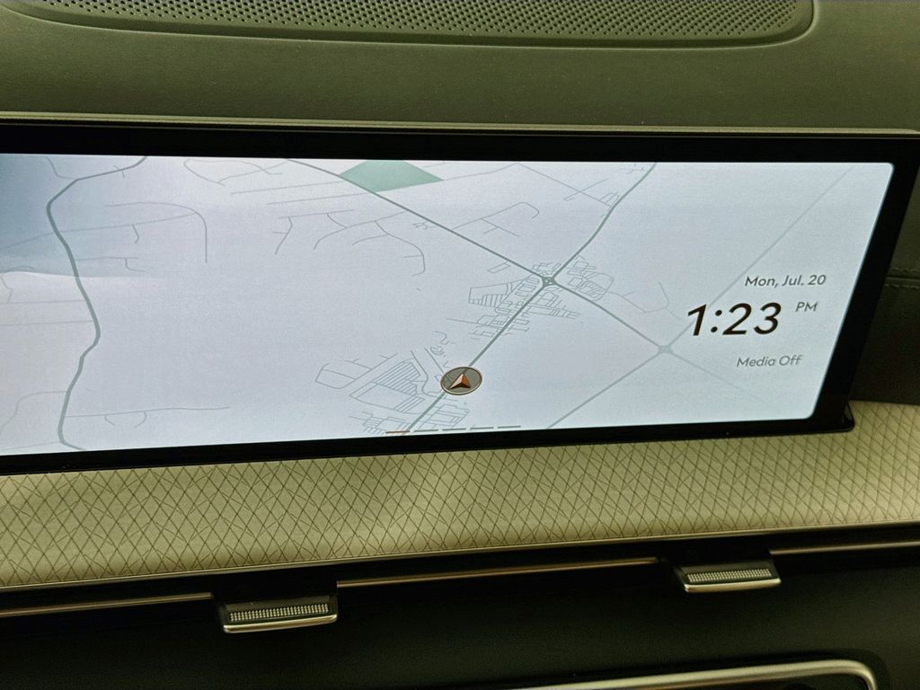 2026 GENESIS GV80 Advanced - Photo 8