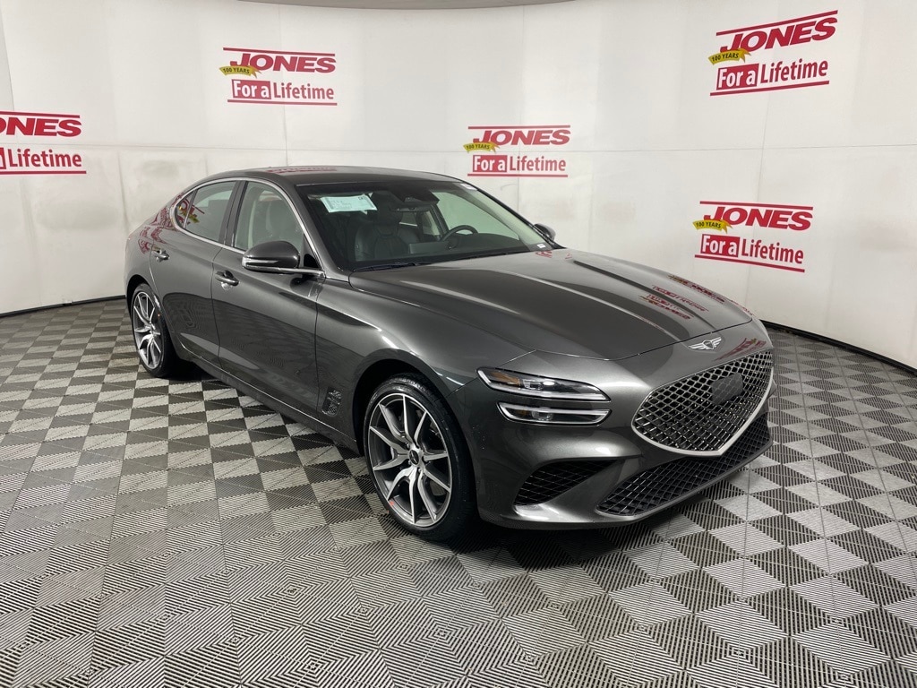 2026 GENESIS G70 Standard's photo