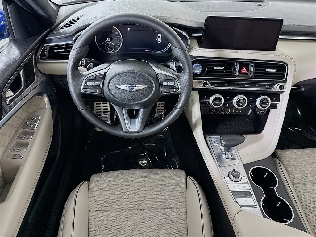 2022 Genesis G70 3.3T photo 3