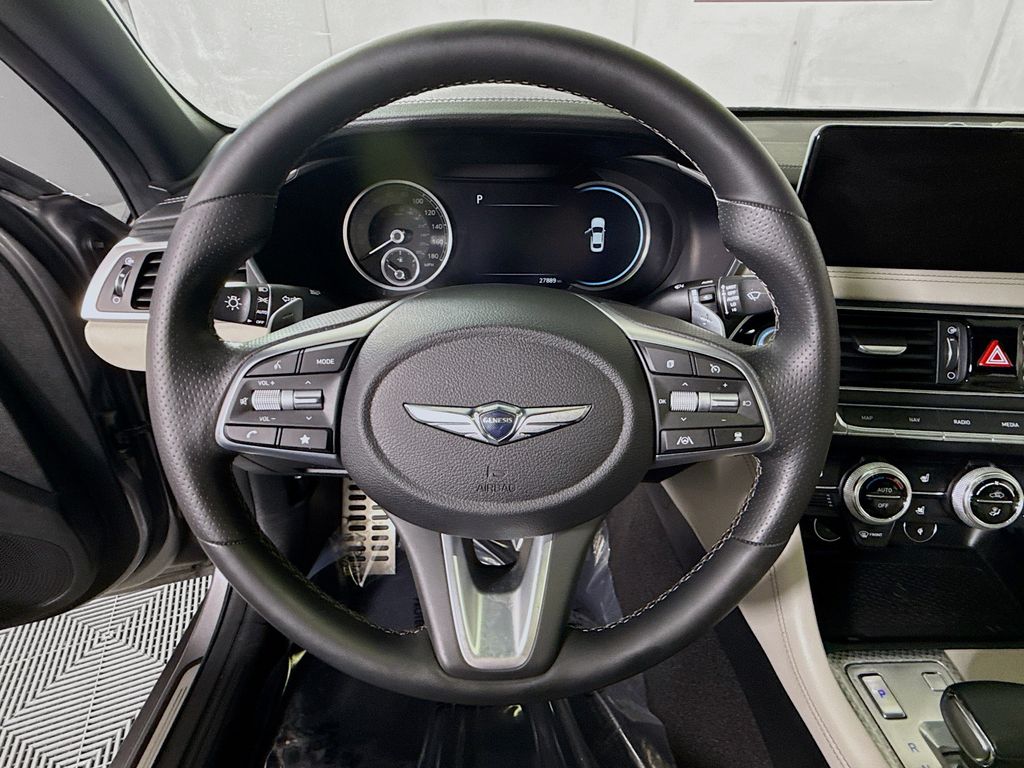2023 GENESIS G70 Standard - Photo 21