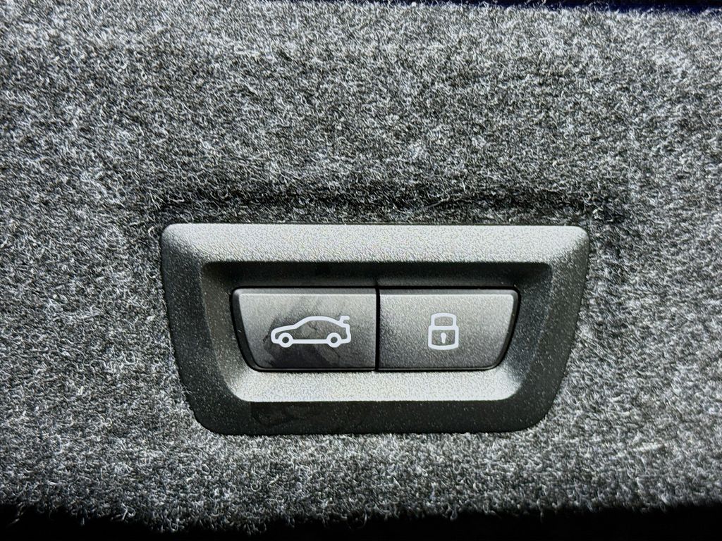 2026 BMW 5 Series 530i - Photo 29