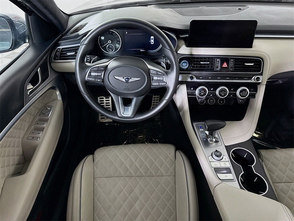 2023 Genesis G70 3.3T photo 3