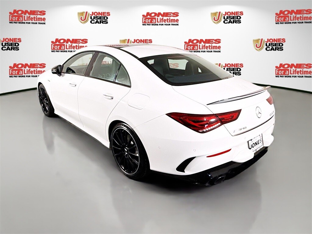 2022 Mercedes Benz CLA 35 AMG photo 2