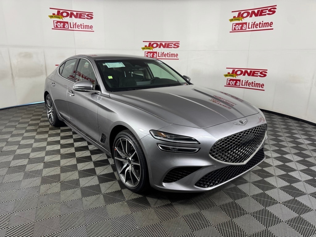 2026 GENESIS G70 Standard's photo