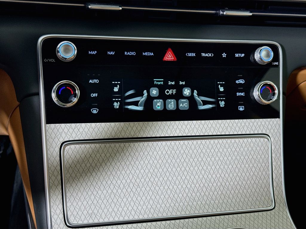 2026 GENESIS GV80 Advanced - Photo 10