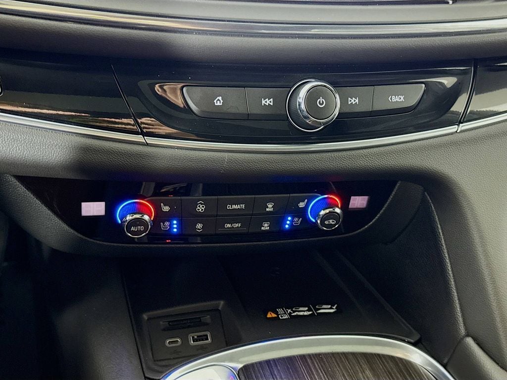 2024 Buick Enclave Avenir - Photo 8
