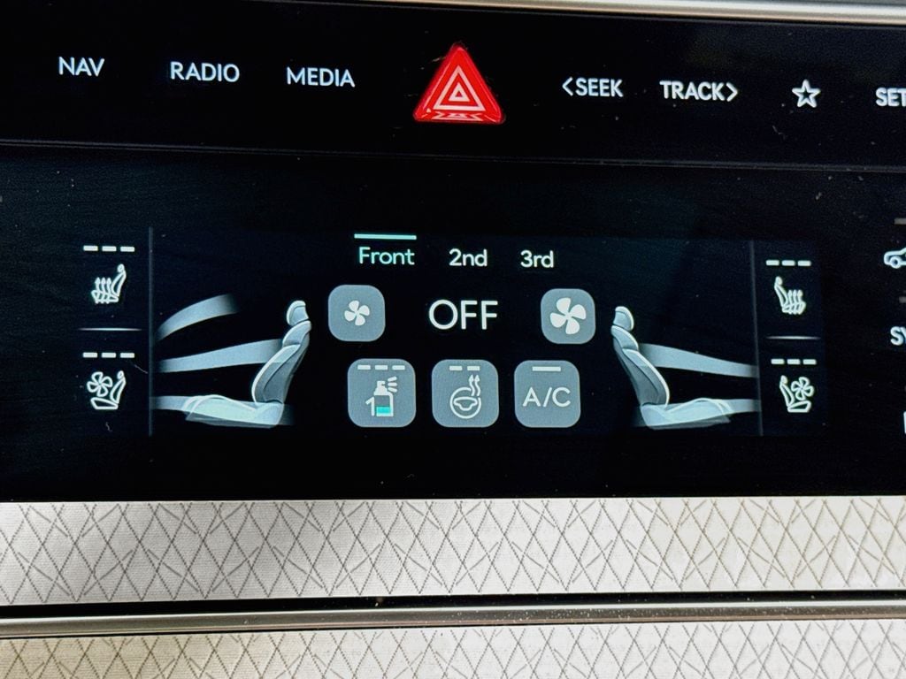 2026 GENESIS GV80 Advanced - Photo 14