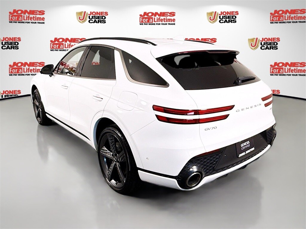 2023 Genesis GV70 2.5T Sport Prestige photo 2