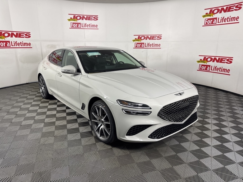 2026 GENESIS G70 Standard's photo