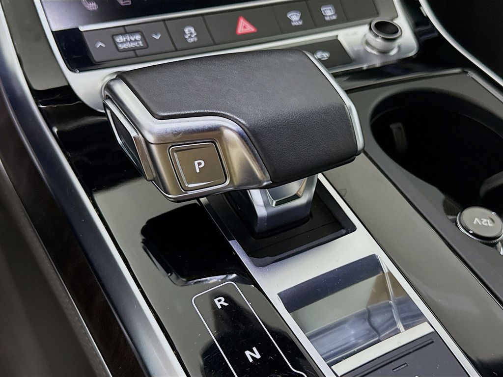 2021 Audi Q7 10
