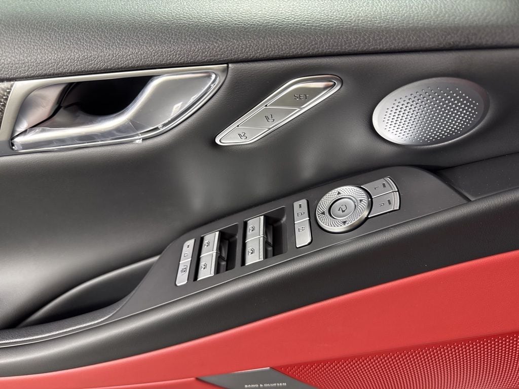 2026 GENESIS G80 Sport Prestige - Photo 17