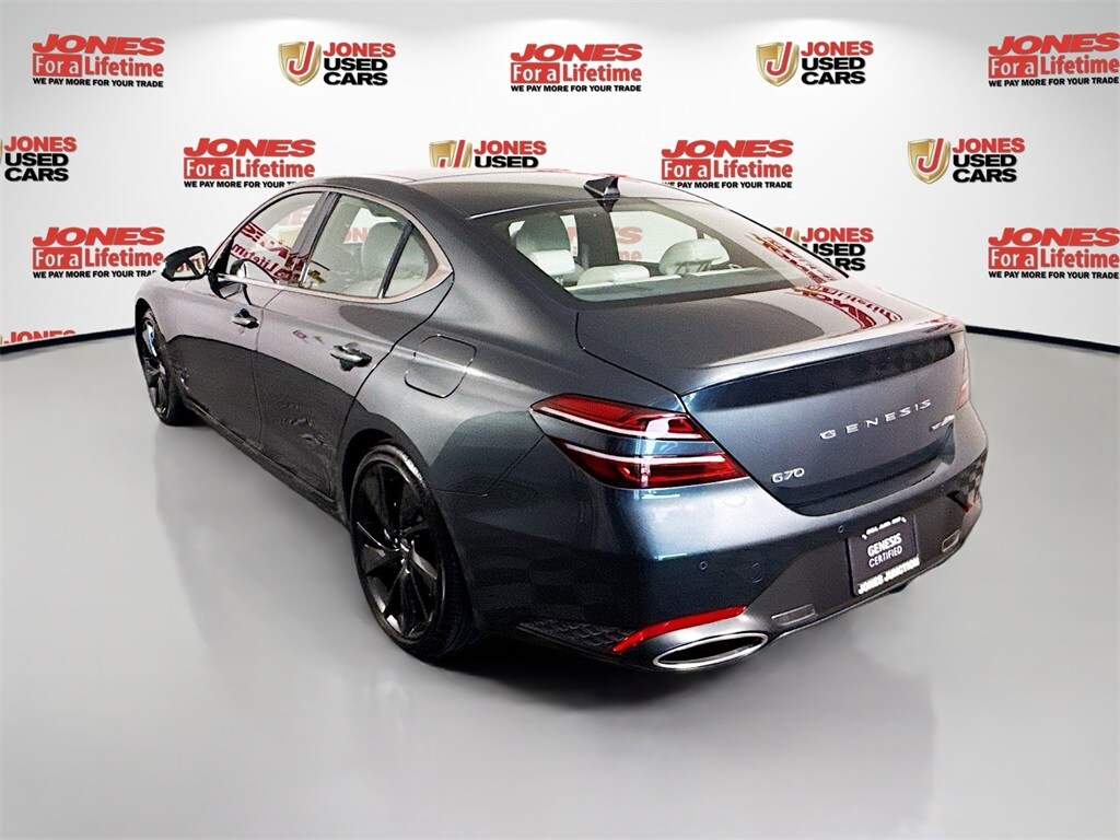 2023 Genesis G70 3.3T photo 2