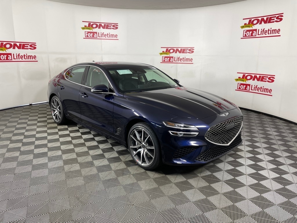 2026 GENESIS G70 Standard's photo
