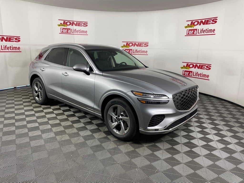 2026 GENESIS GV70's photo