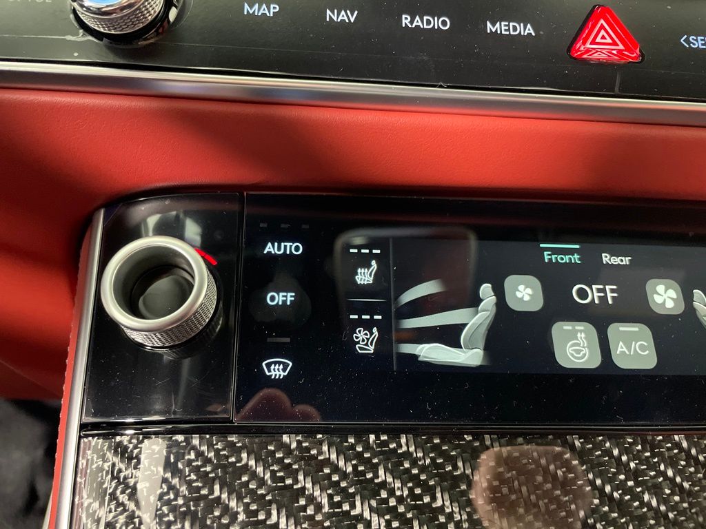2026 GENESIS GV70 Sport Prestige - Photo 7