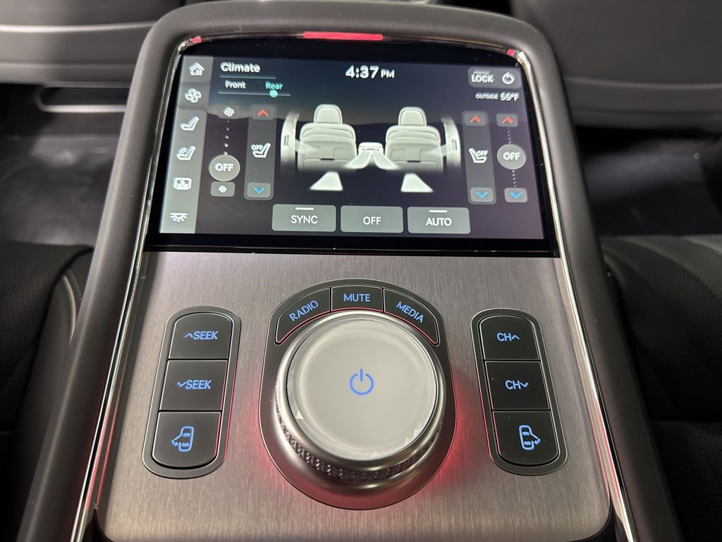 2026 GENESIS G90 Base - Photo 23