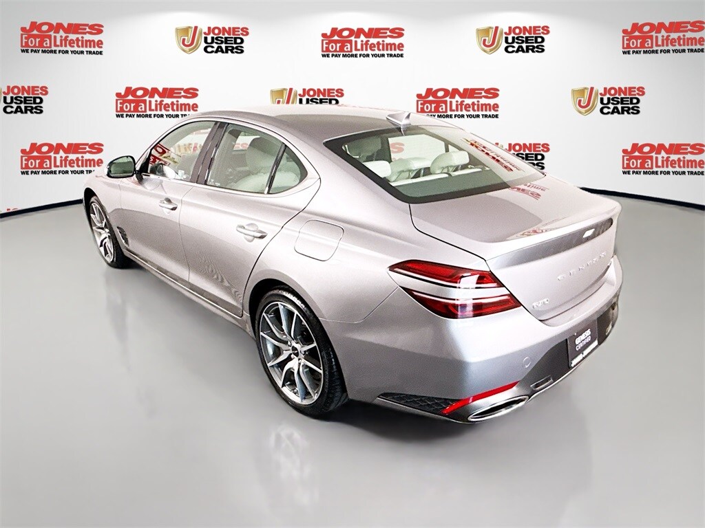 2024 Genesis G70 2.5T photo 2