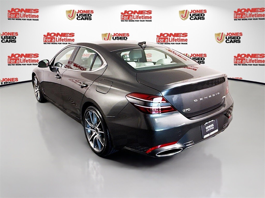 2024 Genesis G70 2.5T photo 2