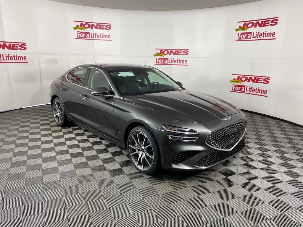 2026 GENESIS G70 Standard's photo
