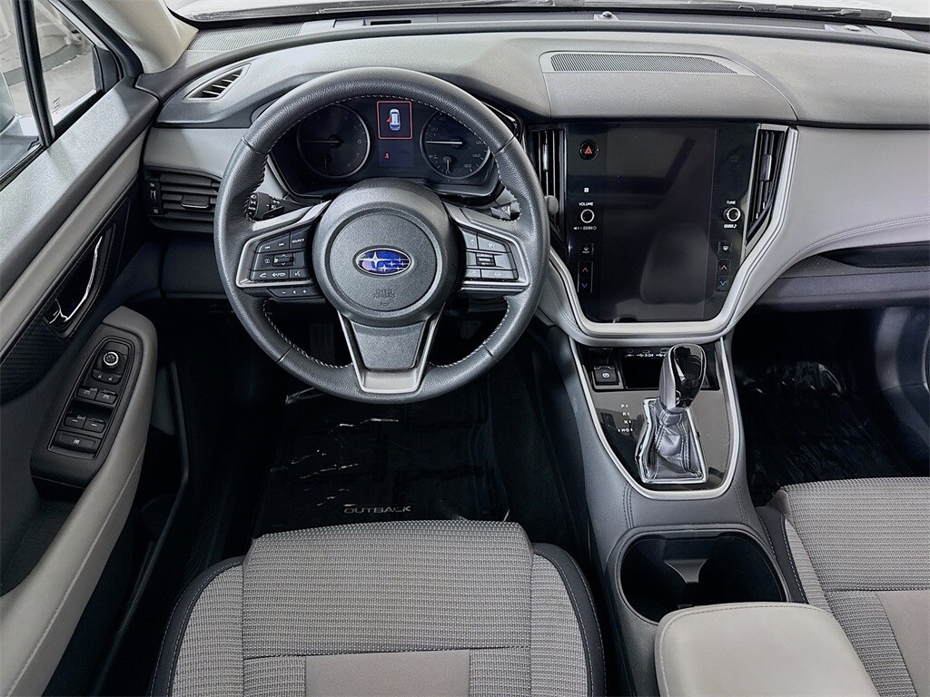 2025 Subaru Outback Premium photo 2