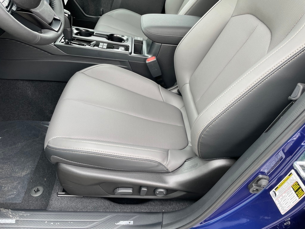 2026 Subaru Outback Limited - Photo 11