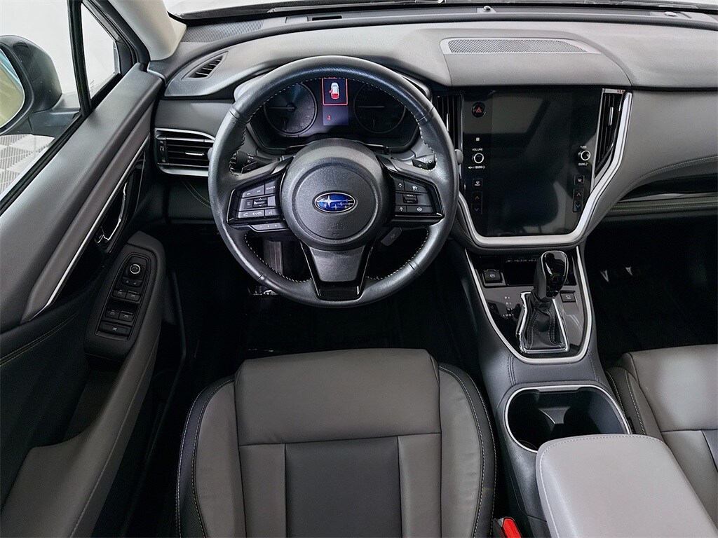 2025 Subaru Outback Onyx Edition XT photo 2