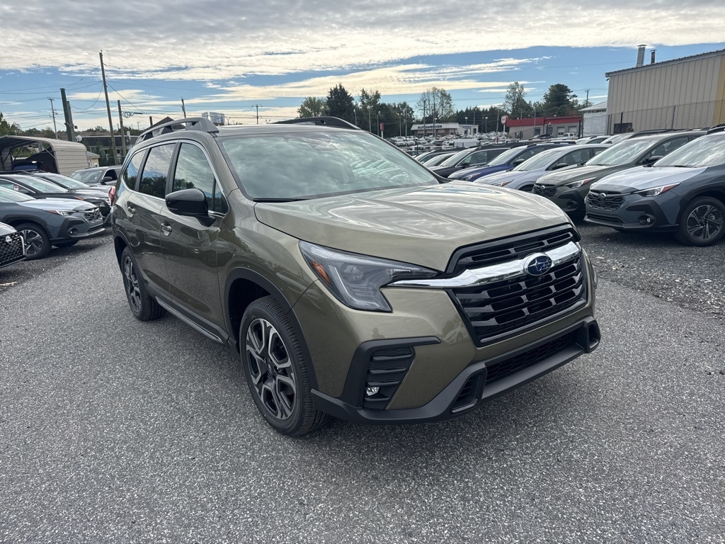 New 2025 Subaru Ascent Limited 7-Passenger SUV