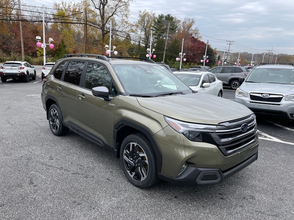 New 2025 Subaru Forester Hybrid Limited SUV