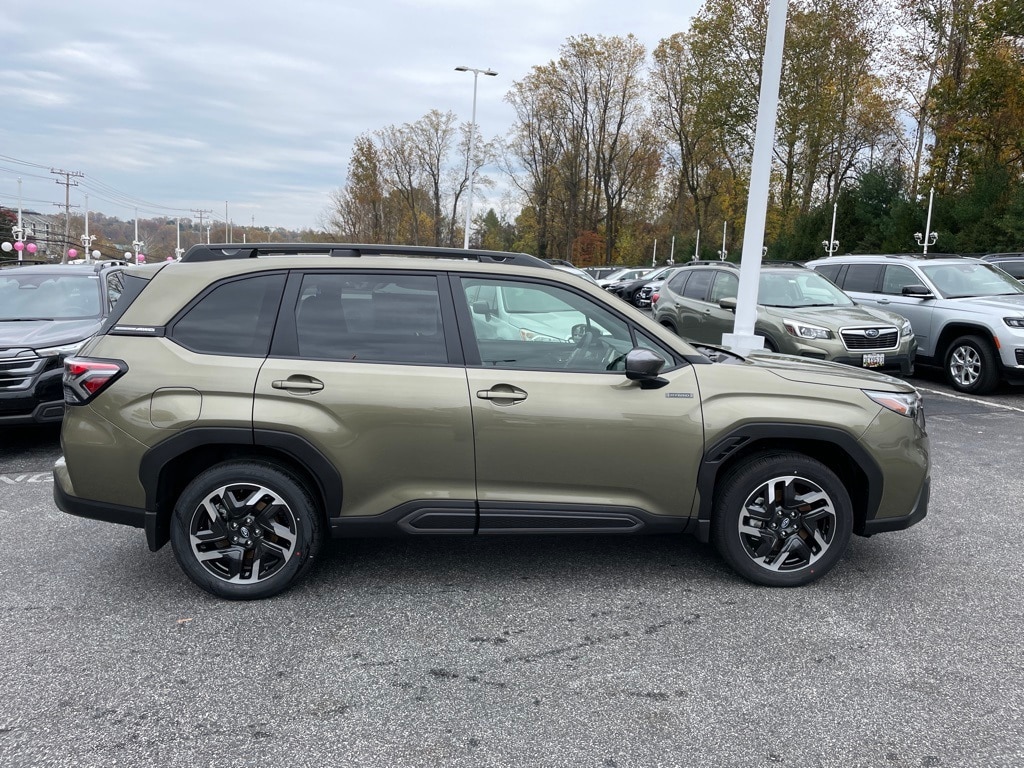 New 2025 Subaru Forester Hybrid Limited SUV