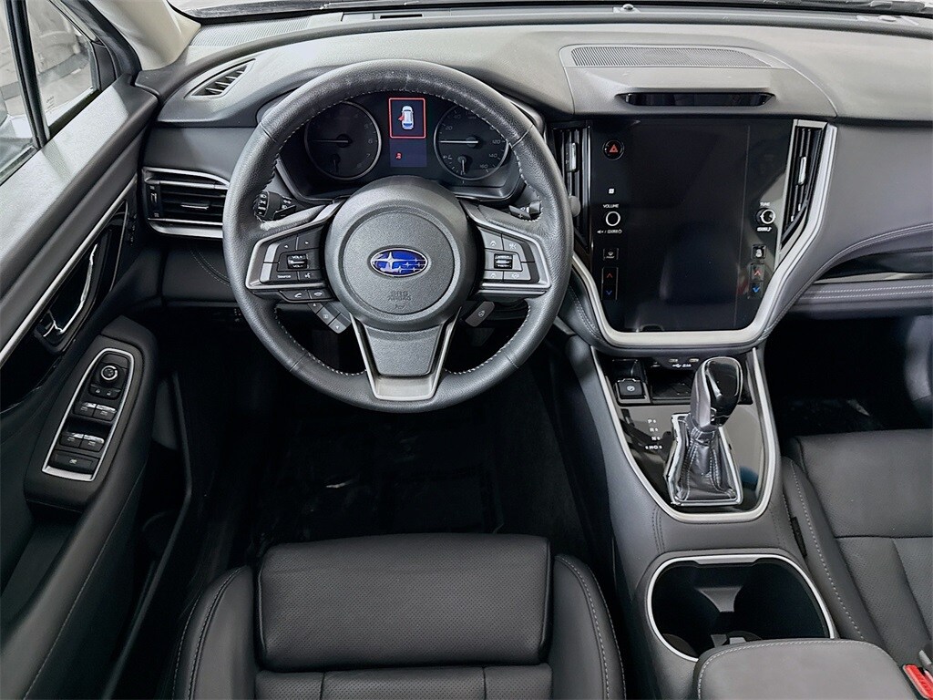 2020 Subaru Outback Limited photo 2