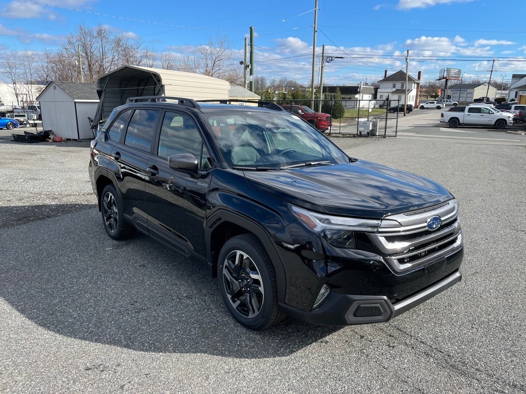 New 2025 Subaru Forester Hybrid Limited SUV
