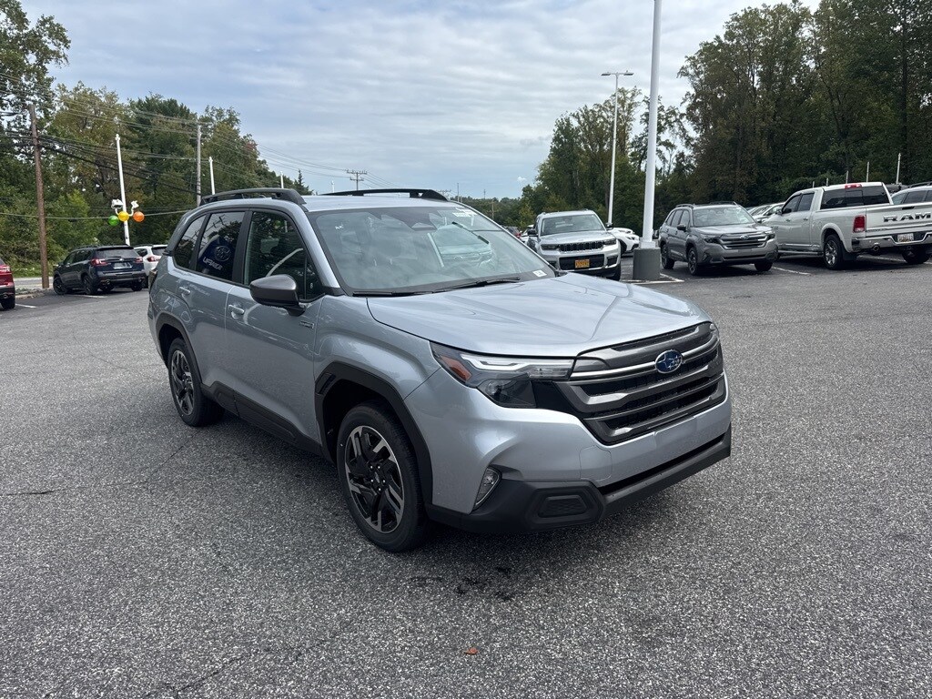 New 2025 Subaru Forester Hybrid Premium SUV