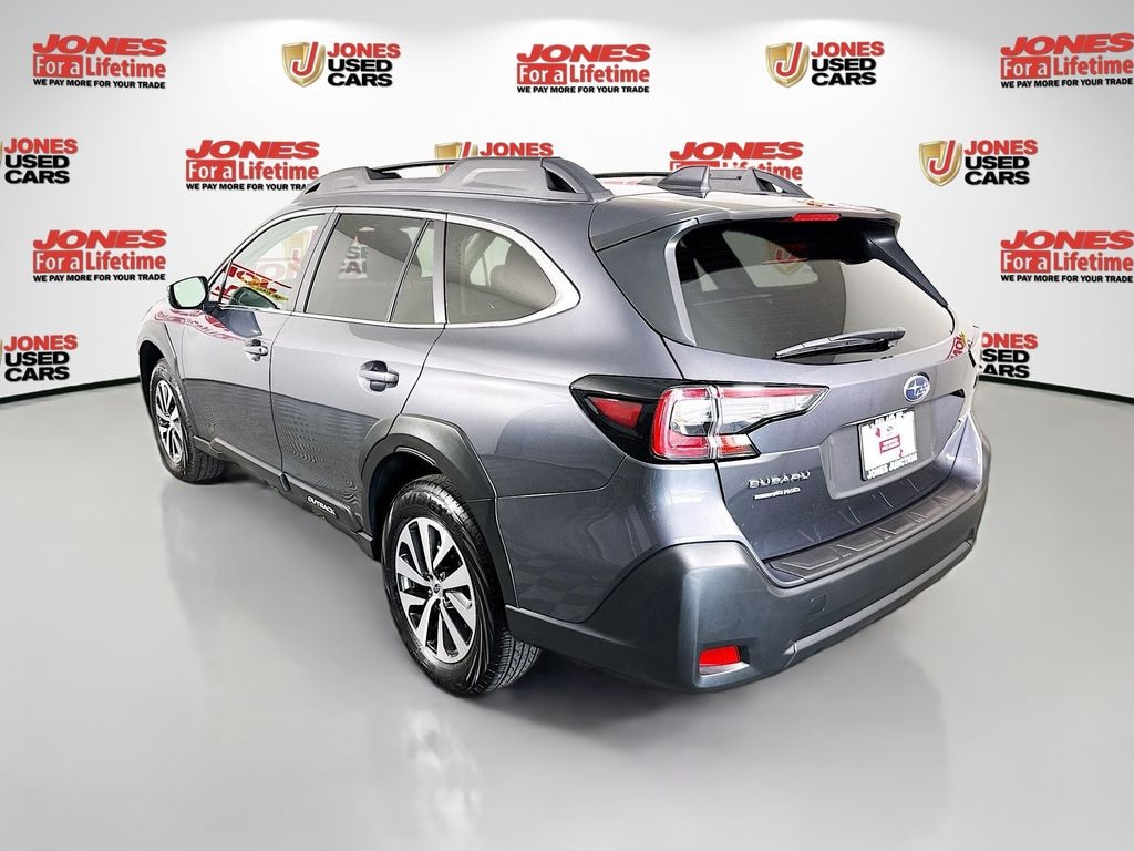 Used 2025 Subaru Outback Premium SUV