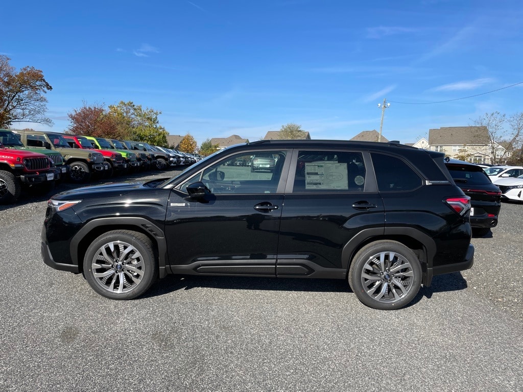 New 2025 Subaru Forester Hybrid Touring SUV
