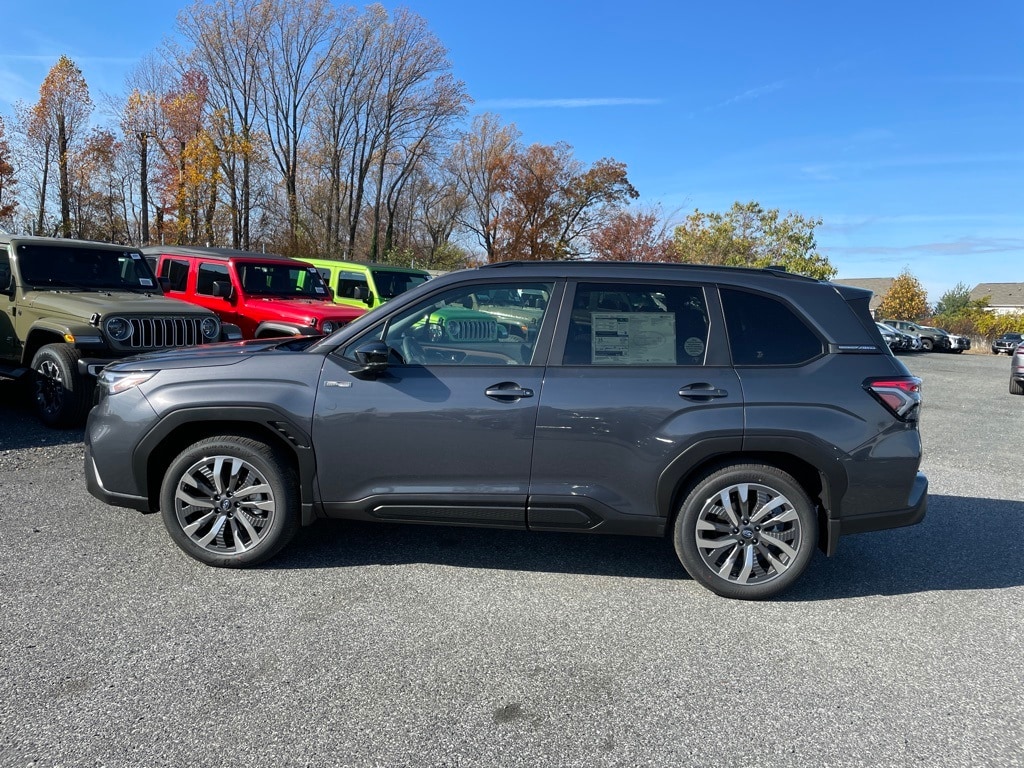 New 2025 Subaru Forester Hybrid Touring SUV