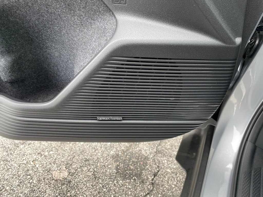 2026 Subaru Outback Limited XT - Photo 9