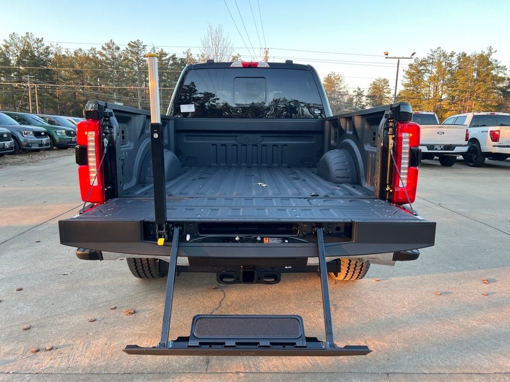 2026 Ford F-250 Super Duty Lariat - Photo 13
