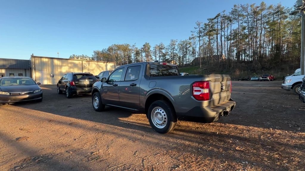 New 2025 Ford Maverick XL Truck