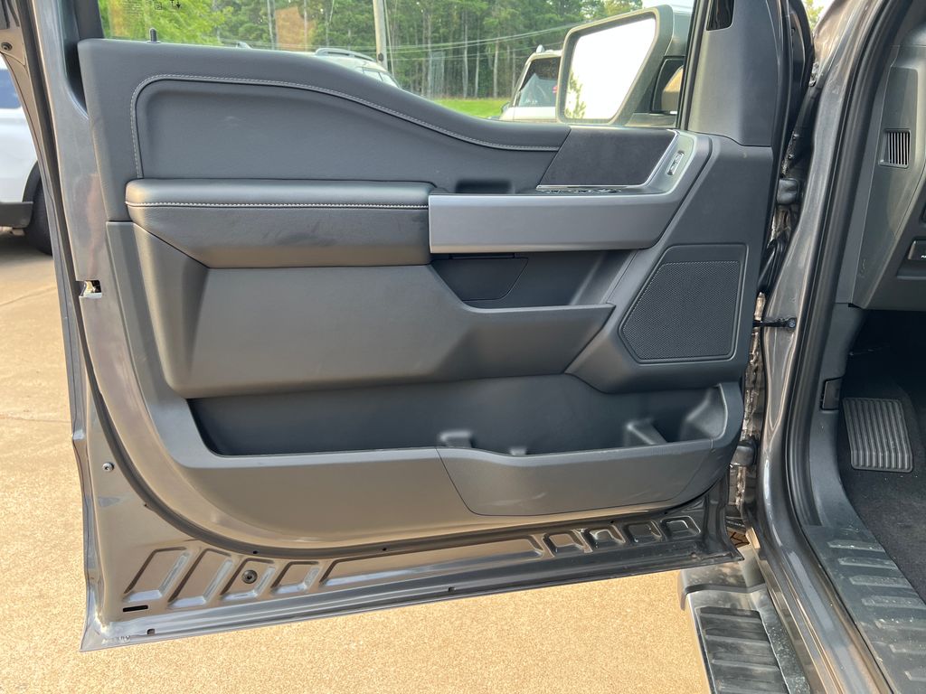 2026 Ford F-150 XLT - Photo 11