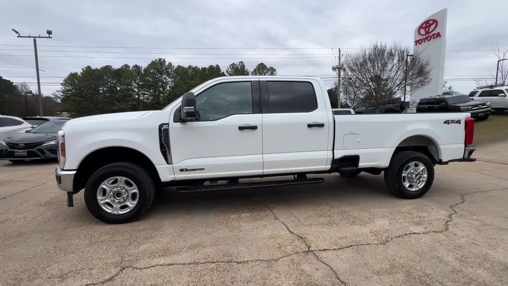 Used 2025 Ford F-350SD XLT Truck