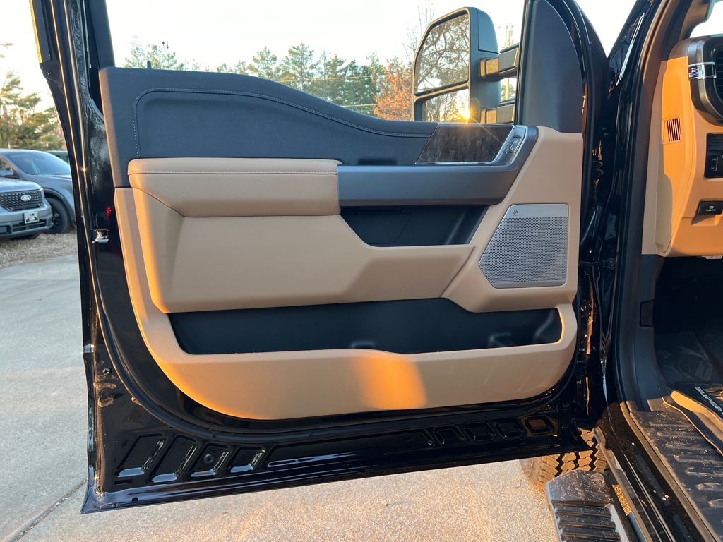 2026 Ford F-250 Super Duty Lariat - Photo 10