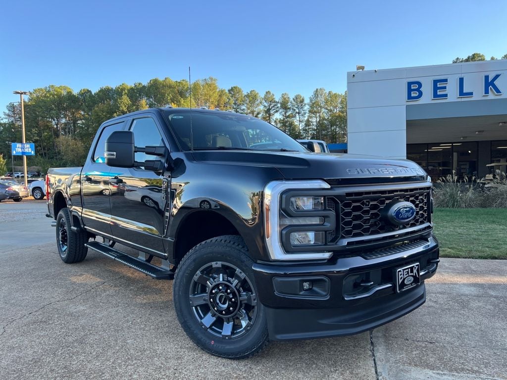 2026 Ford F-250 Super Duty XL's photo